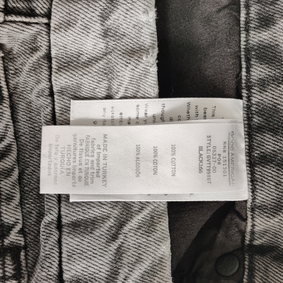 Good American Good Vintage 2-Tone Jeans - Picture 10 of 10